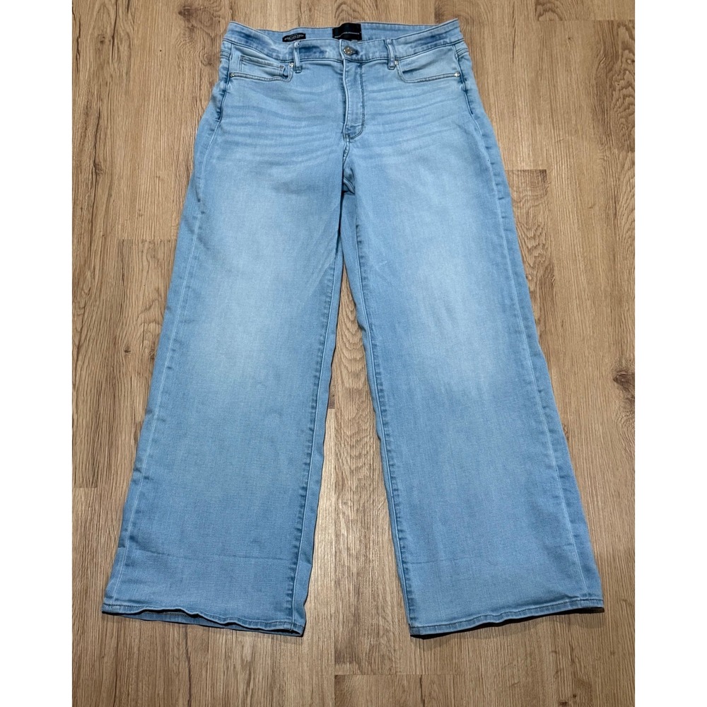 White House Black Market High Rise Wide Leg Crop Jeans Size 12L (30" Inseam)